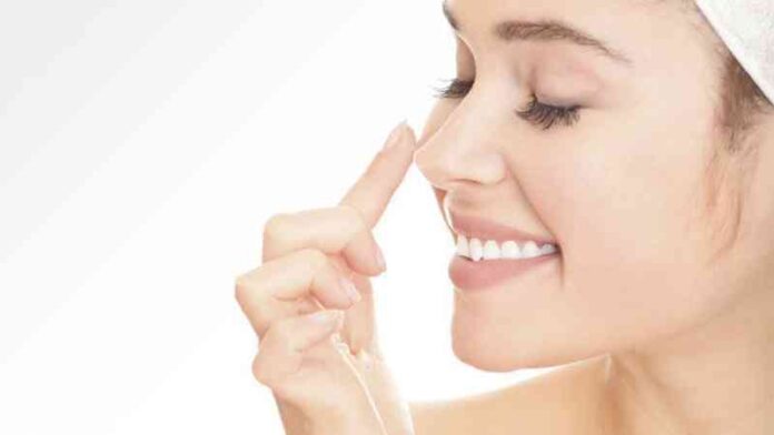 sarepol-cleaning-your-nose-before-bed-is-as-important-as-brushing-your-teeth