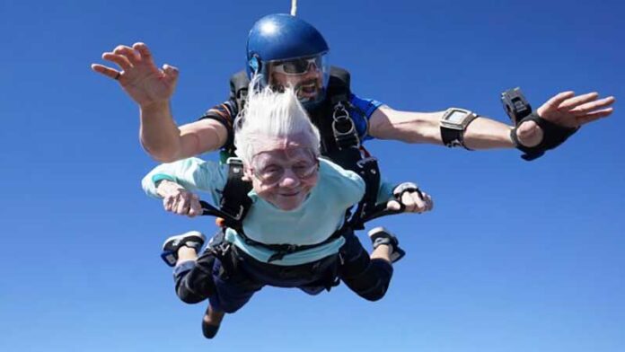104-year-old-american-woman-holds-the-record-for-the-worlds-oldest-skydiver